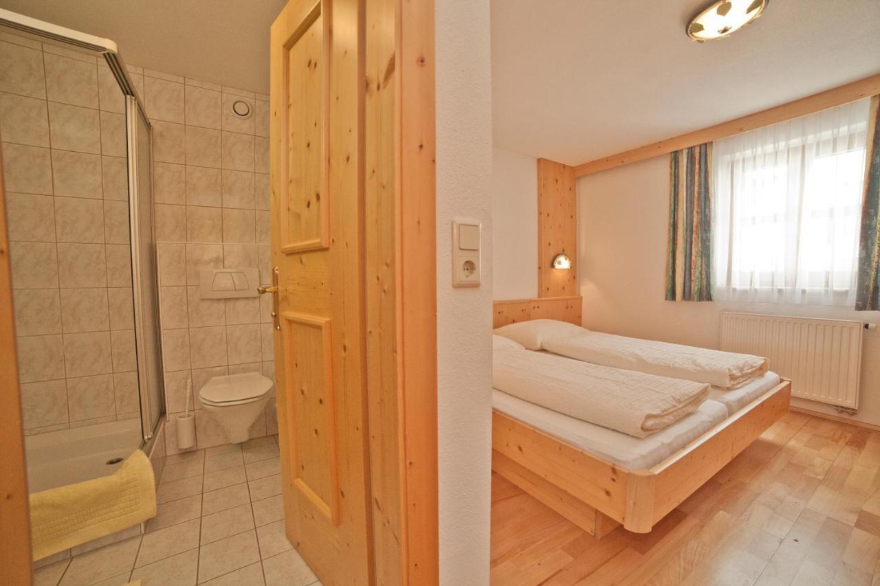 Chasa Per La Punt Apartment Galtuer Luaran gambar